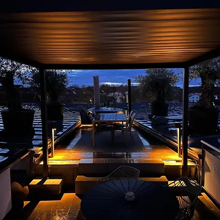 Luxus Loft Ueber Den Daechern Von Родинг Экстерьер фото